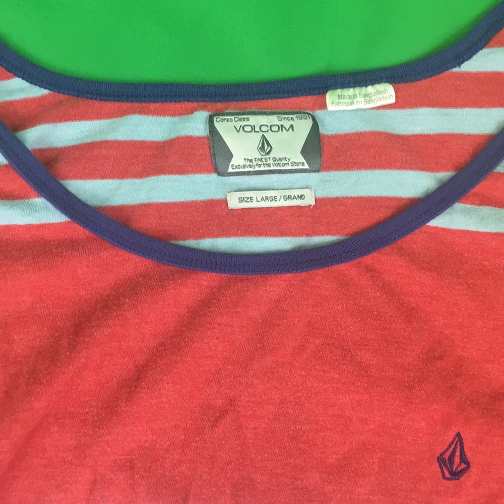 Volcom Tank Top - Picture 3 of 4
